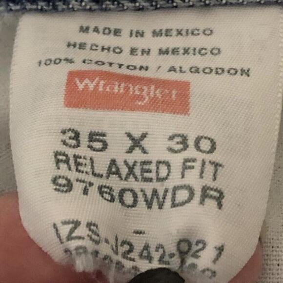 Wrangler 35 x 30 Relaxed Fit Country Grunge Denim Jeans Yallternative Distressed - Picture 4 of 4